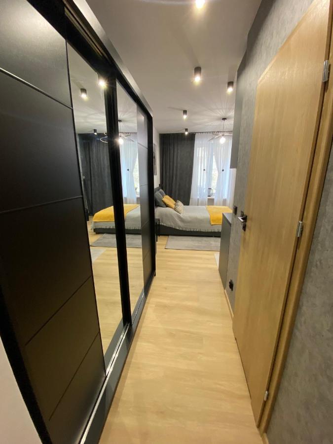 St. Cross Apartment كراكوفيا المظهر الخارجي الصورة