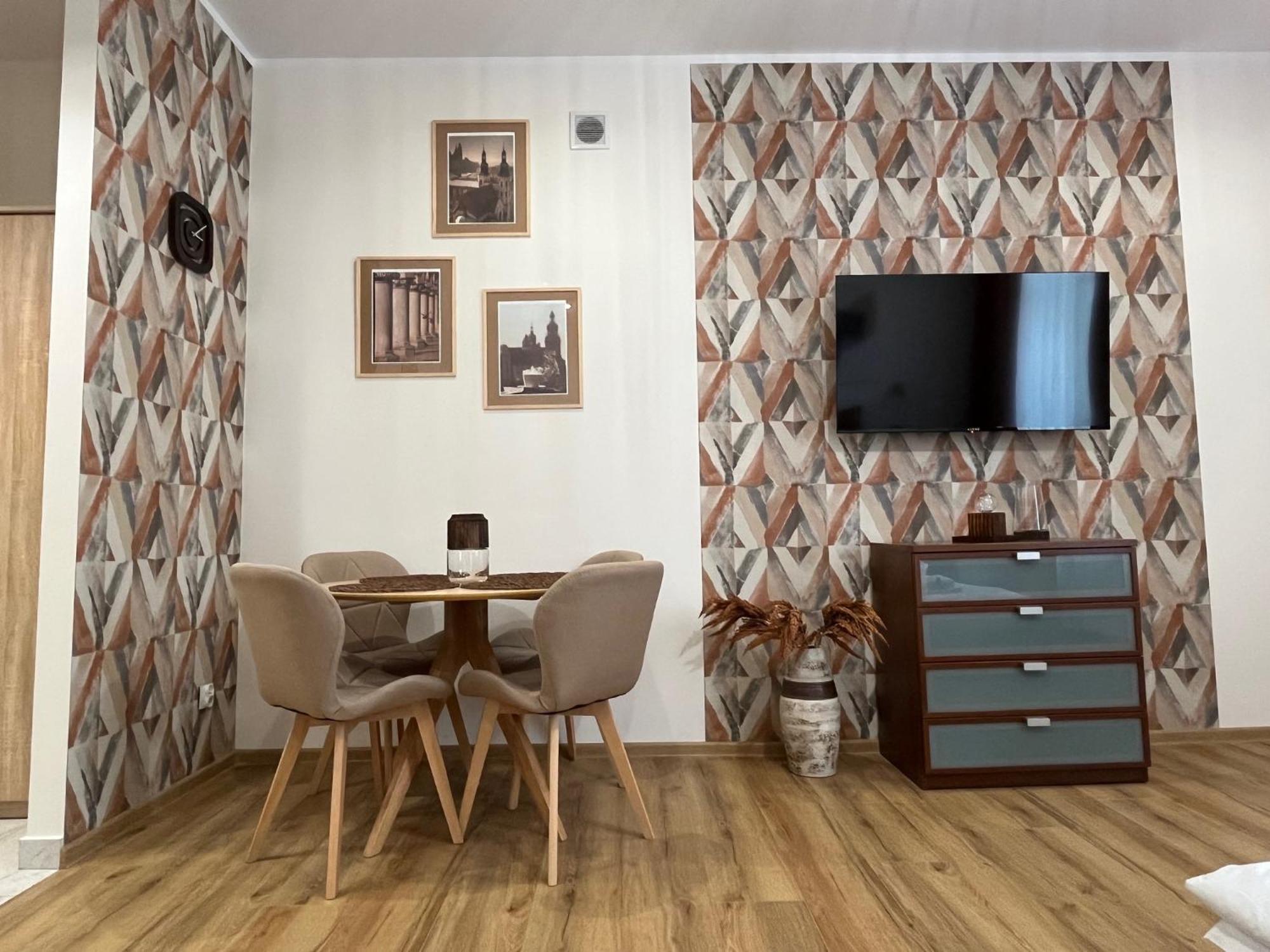 St. Cross Apartment كراكوفيا المظهر الخارجي الصورة