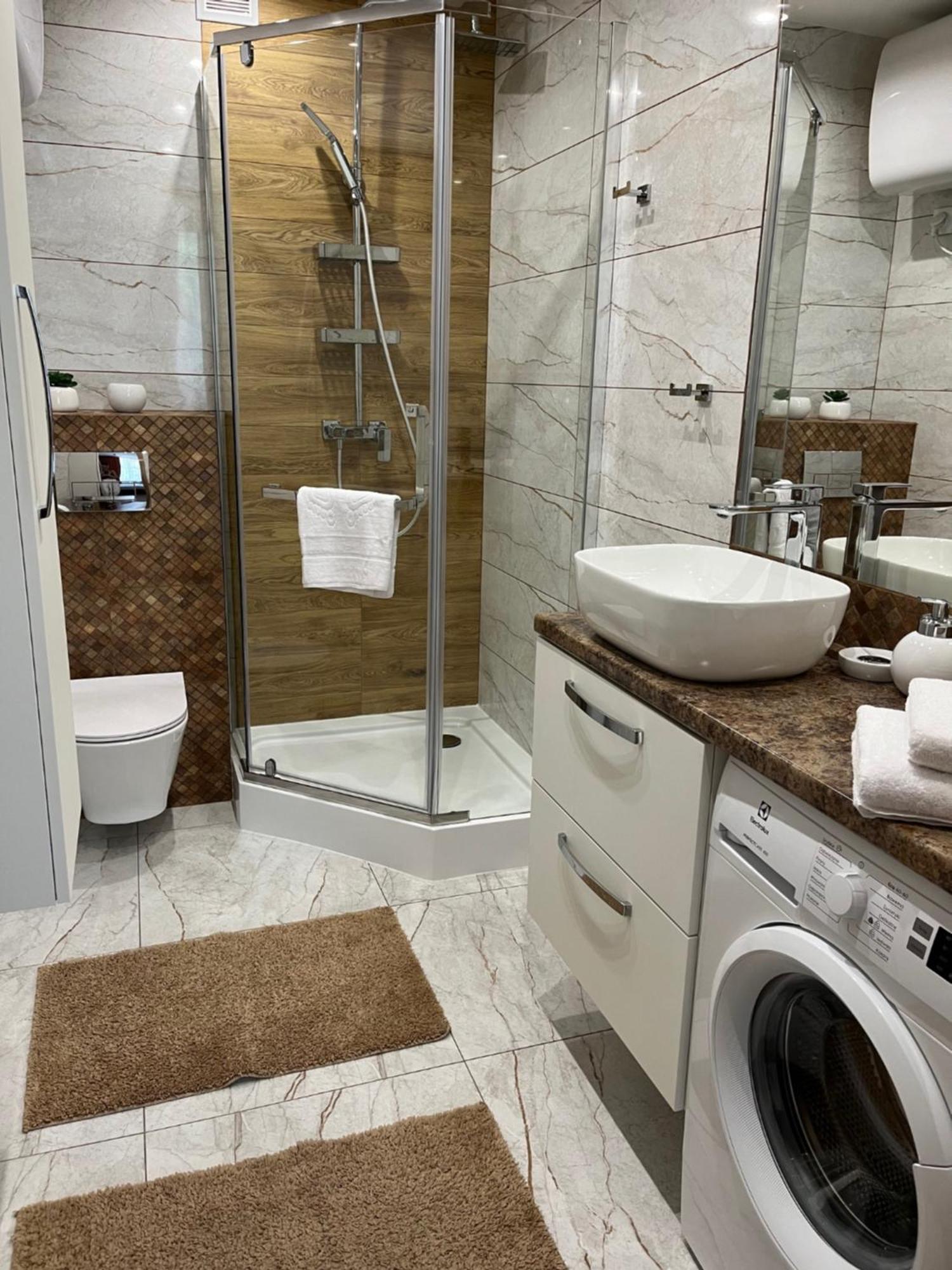 St. Cross Apartment كراكوفيا المظهر الخارجي الصورة